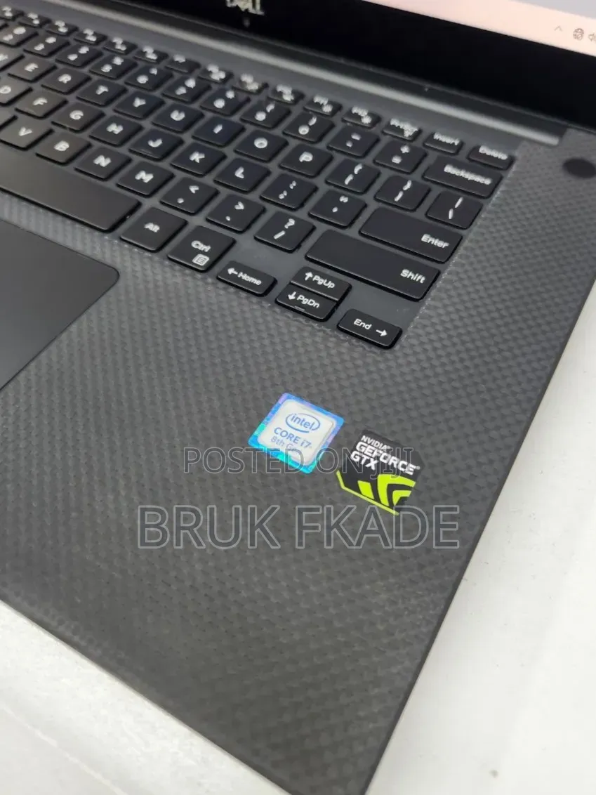 New Laptop Dell XPS 15 16GB Intel Core i7 SSD 512GB