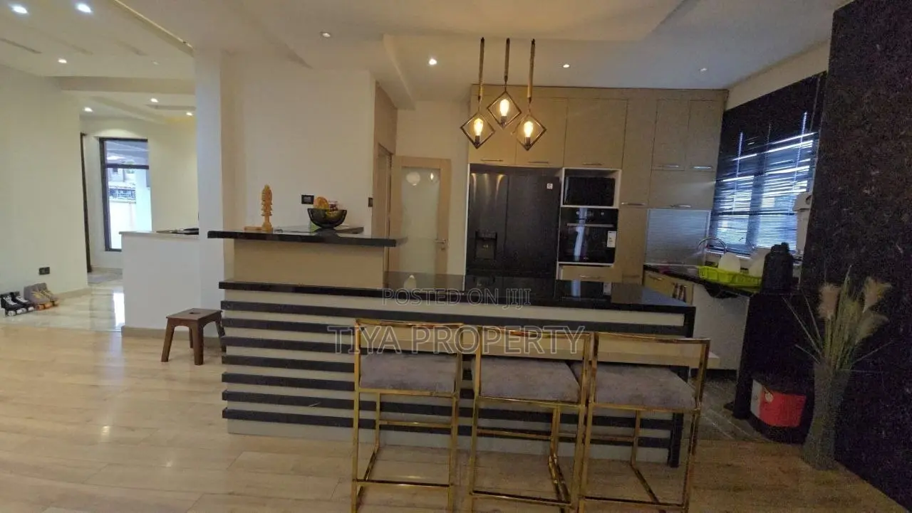 Furnished 4bdrm Villa in Bole for rent