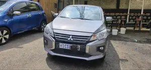 Mitsubishi Attrage 2022 Silver