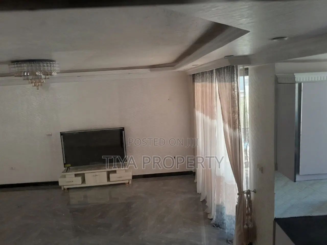 Furnished 6bdrm Villa in Bole for rent