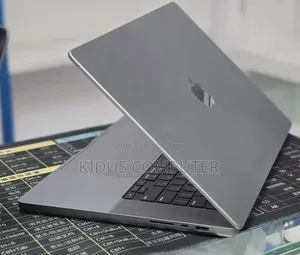 New Laptop Apple MacBook Pro 2021 M1 Max 64GB Apple M1 SSD 1T
