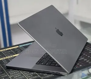 New Laptop Apple MacBook Pro 2021 M1 Max 64GB Apple M1 SSD 1T