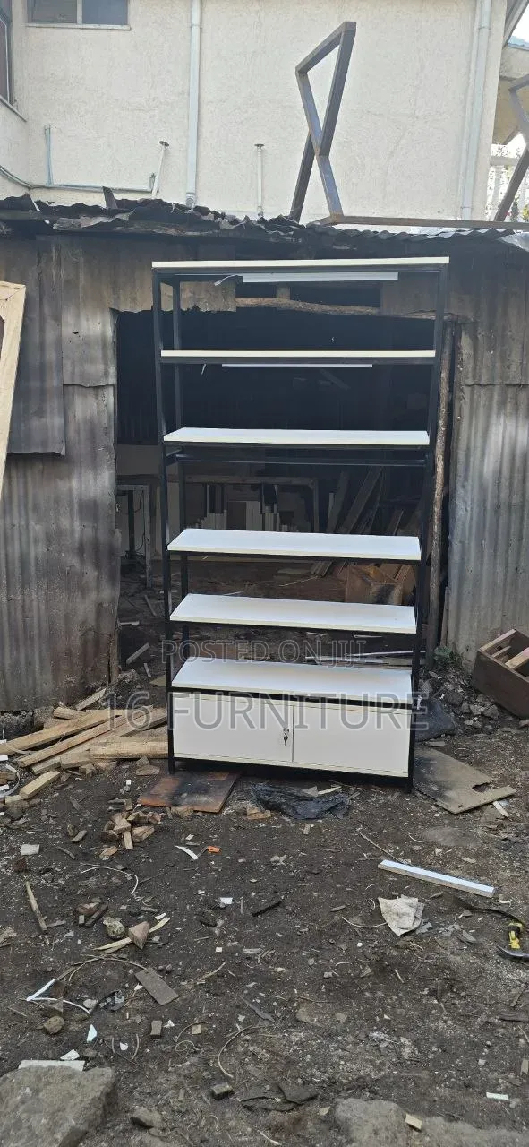 Nexavault Shelf