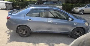 Toyota Yaris 2007 Gray