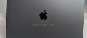 New Laptop Apple MacBook Pro 2020 M1 8GB Apple M1 Pro SSD 256GB