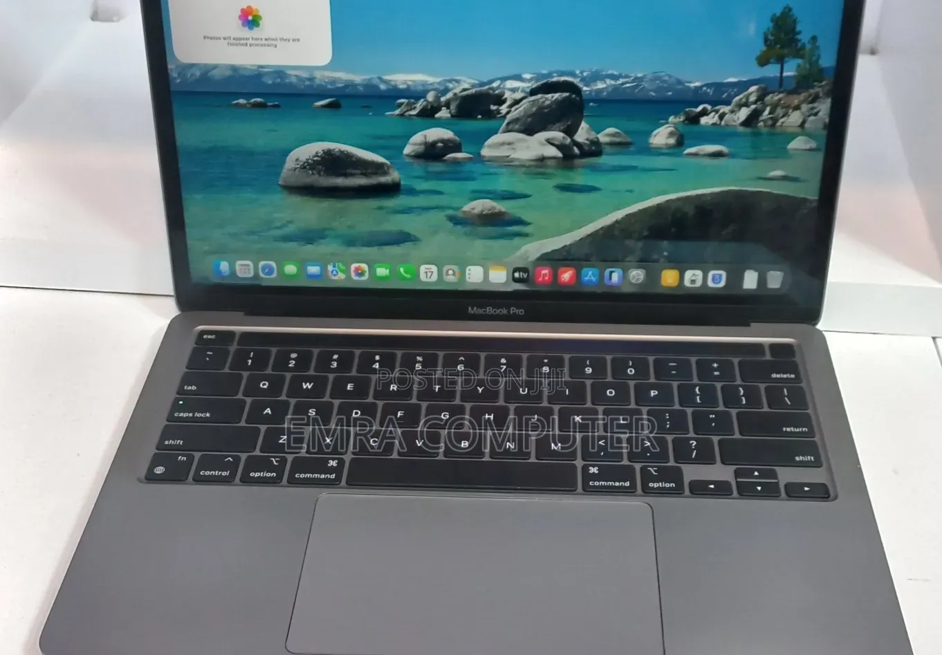 New Laptop Apple MacBook Pro 2020 M1 8GB Apple M1 Pro SSD 256GB