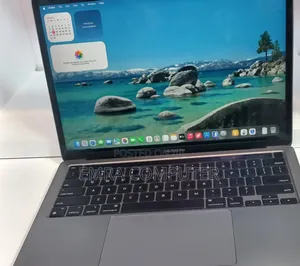New Laptop Apple MacBook Pro 2020 M1 8GB Apple M1 Pro SSD 256GB