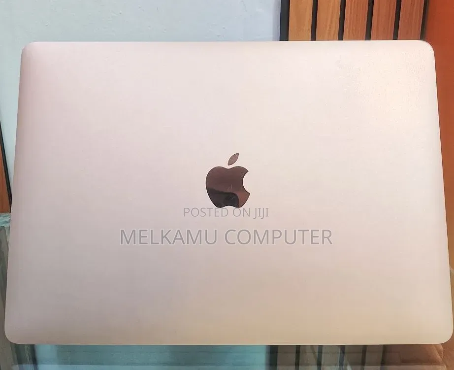 New Laptop Apple MacBook Air 2020 8GB Intel Core i5 SSD 256GB