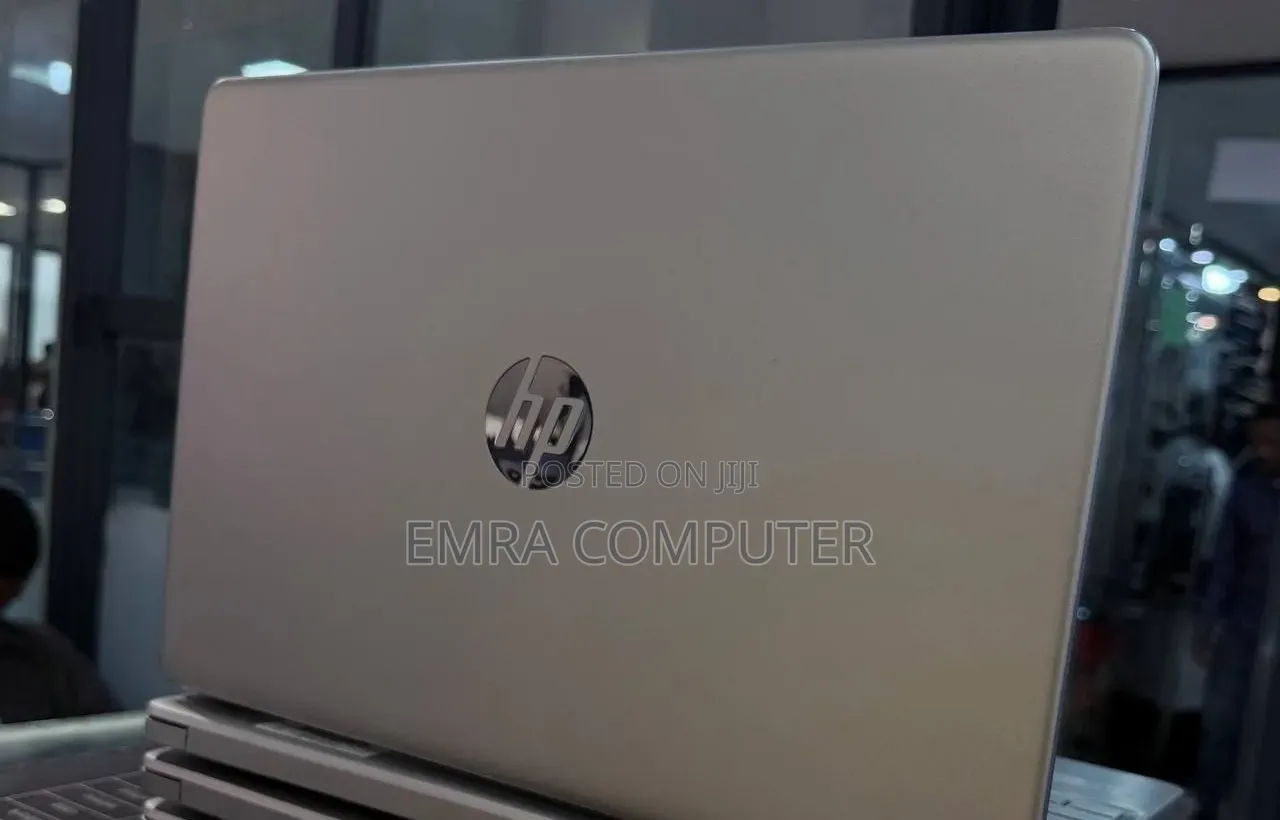 New Laptop HP 16GB Intel Core i5 SSD 512GB