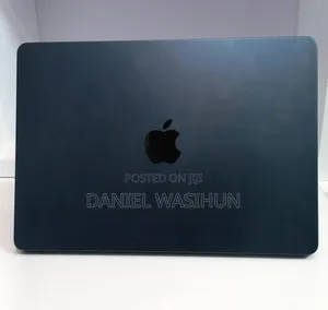 New Laptop Apple MacBook Air 2022 M2 8GB Apple M2 SSD 256GB