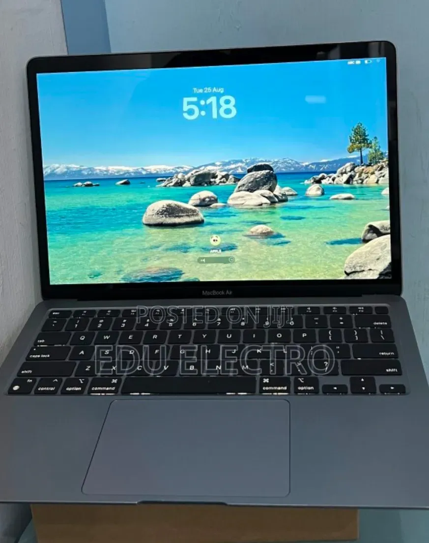 New Laptop Apple MacBook Air 2020 M1 8GB Apple M1 SSD 256GB