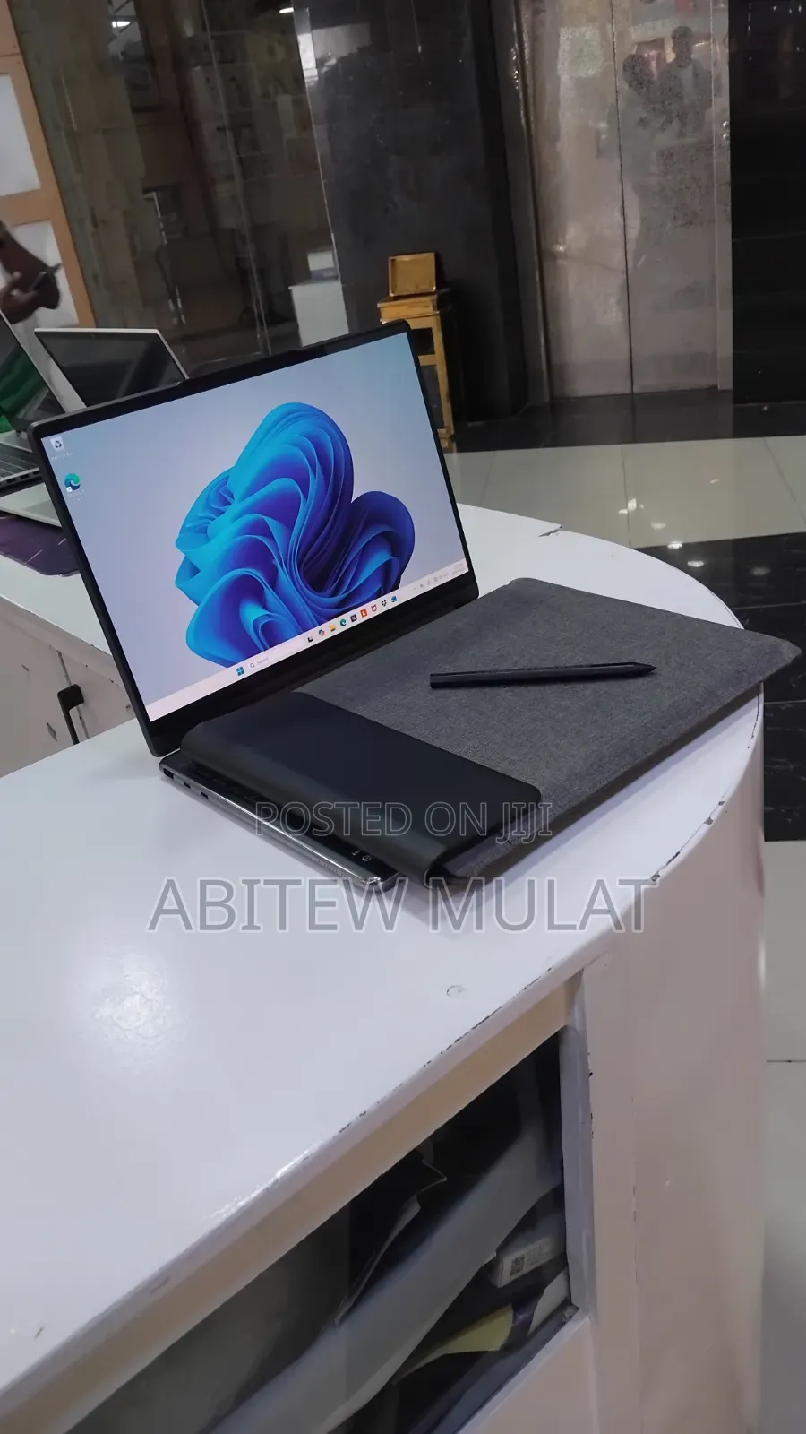 New Laptop Lenovo Yoga 9i 16GB Intel Core i7 SSD 1T