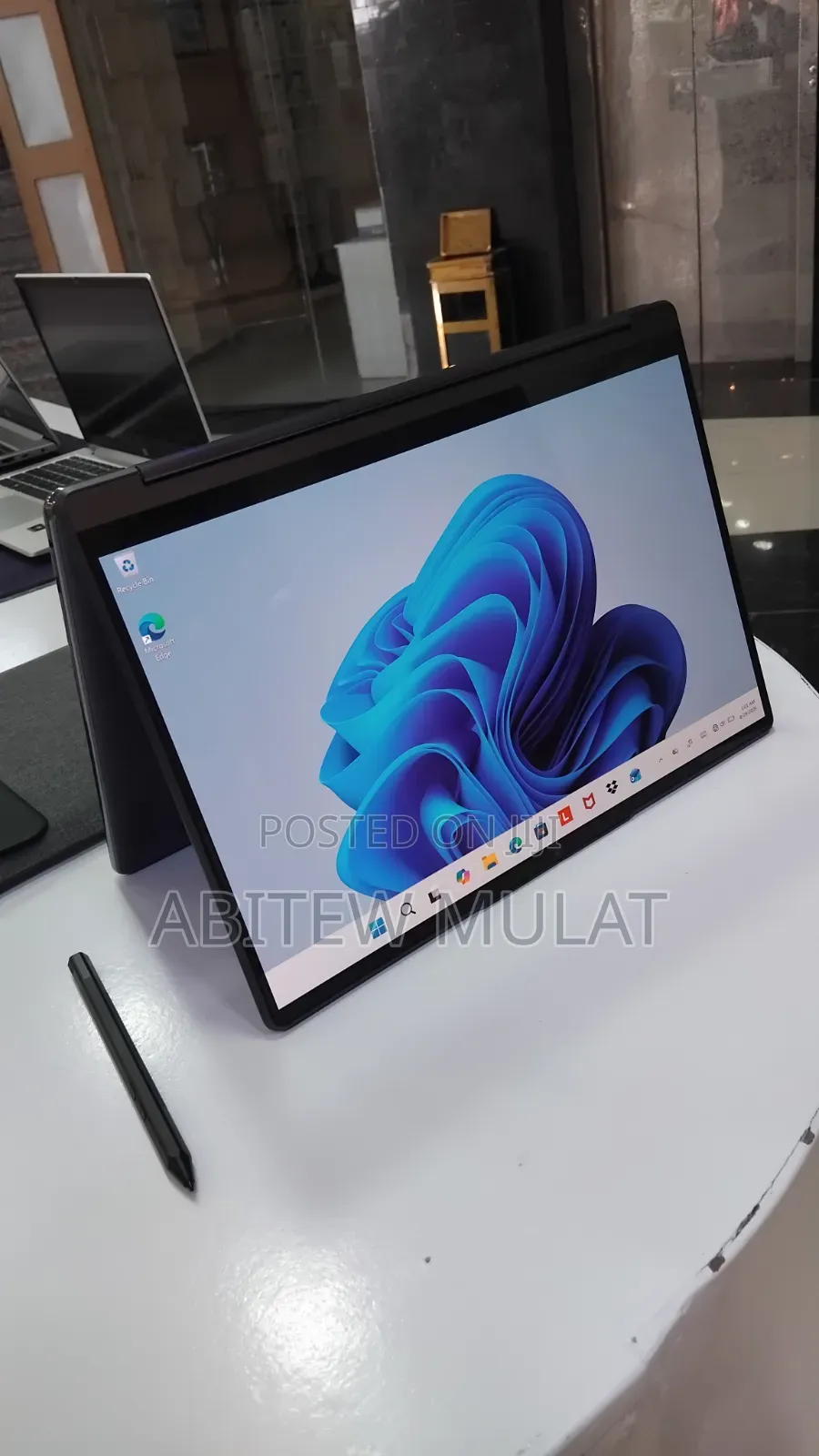 New Laptop Lenovo Yoga 9i 16GB Intel Core i7 SSD 1T