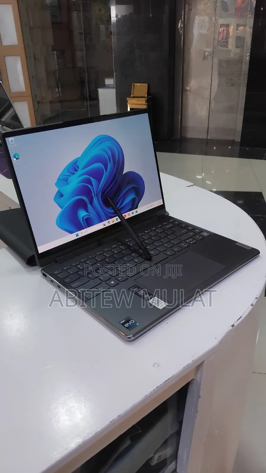 New Laptop Lenovo Yoga 9i 16GB Intel Core i7 SSD 1T