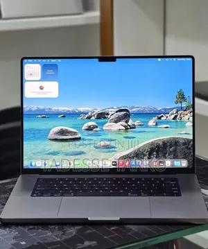 New Laptop Apple MacBook Pro 2023 M2 16GB Apple M2 SSD 512GB