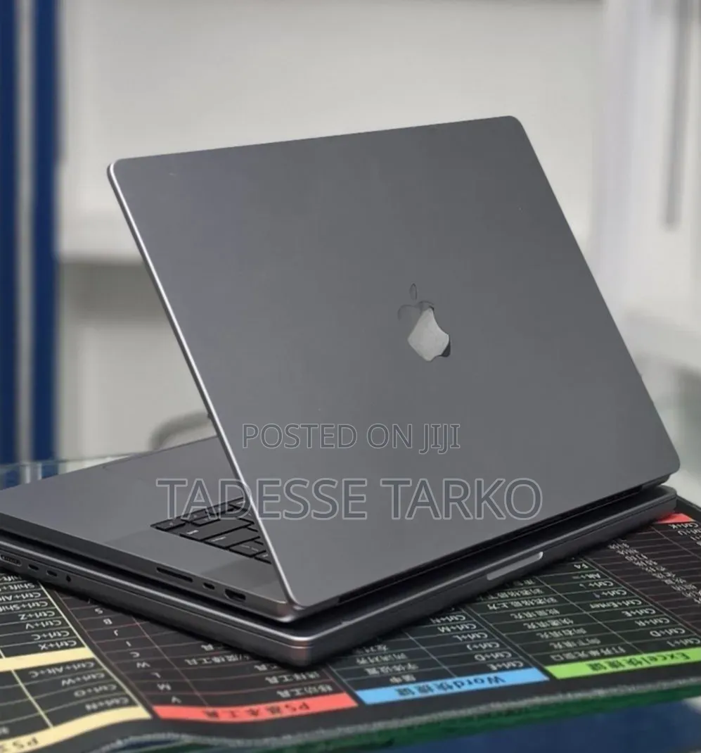 New Laptop Apple MacBook Pro 2021 M1 Max 32GB Apple M1 Max SSD 1T