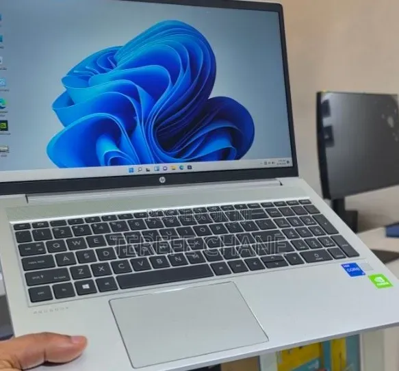 New Laptop HP ProBook 450 G8 16GB Intel Core i7 SSD 512GB