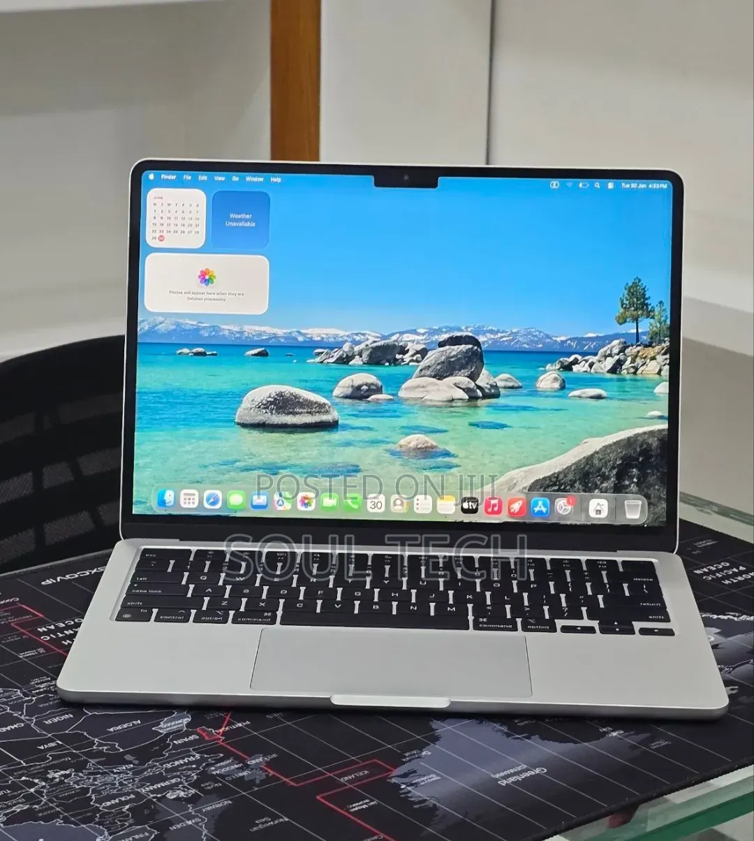 New Laptop Apple MacBook Air 2024 M3 16GB Apple M3 SSD 256GB