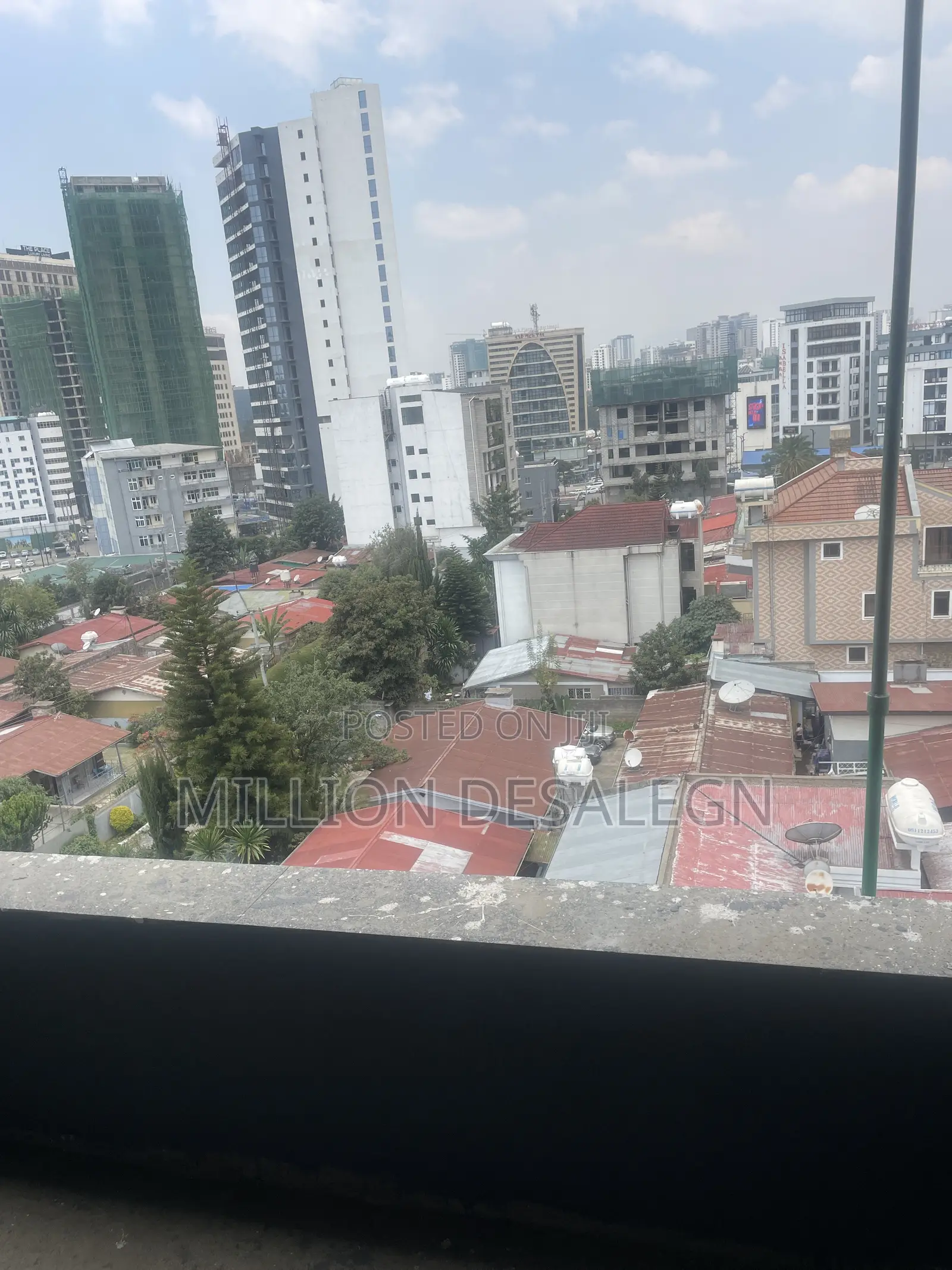 3bdrm House in Mirror Addis Real, Bole for sale