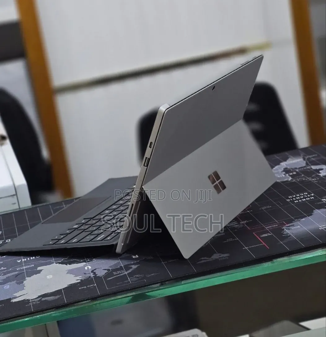 New Laptop Microsoft Surface Pro 7 16GB Intel Core i5 SSD 256GB