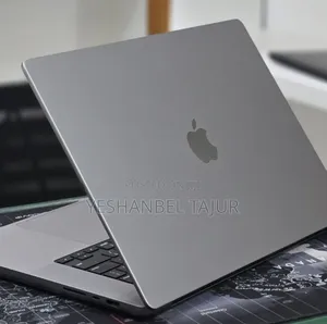 New Laptop Apple MacBook Pro 2023 M2 16GB Apple M2 SSD 512GB