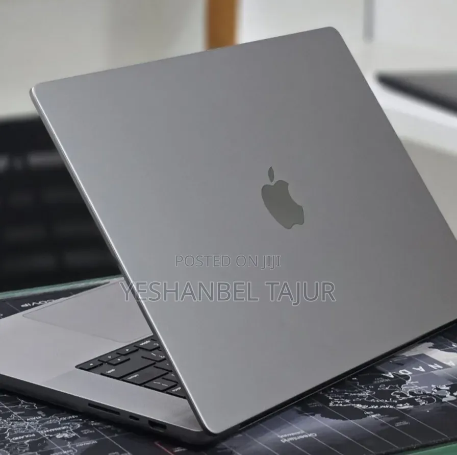 New Laptop Apple MacBook Pro 2023 M2 16GB Apple M2 SSD 512GB