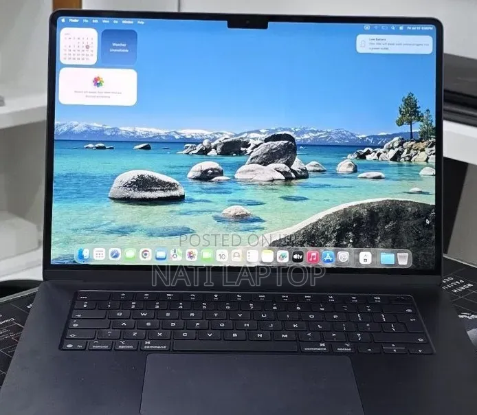 New Laptop Apple MacBook Air 2025 M4 16GB Apple M4 SSD 256GB