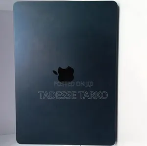 New Laptop Apple MacBook Air 2022 M2 8GB Apple M2 SSD 256GB