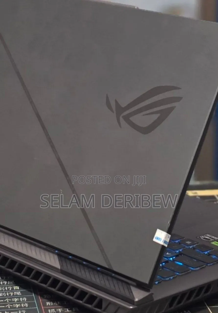 New Laptop Asus ROG Strix G15 16GB Intel Core i9 SSD 1T