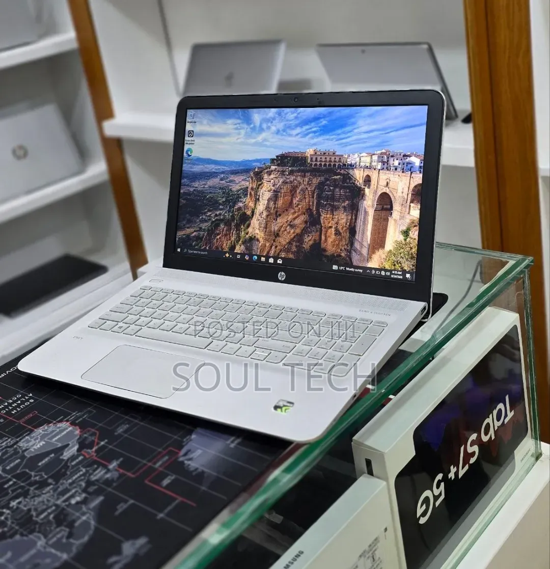 New Laptop HP Envy 15 12GB Intel Core i5 HDD+SSD 1T