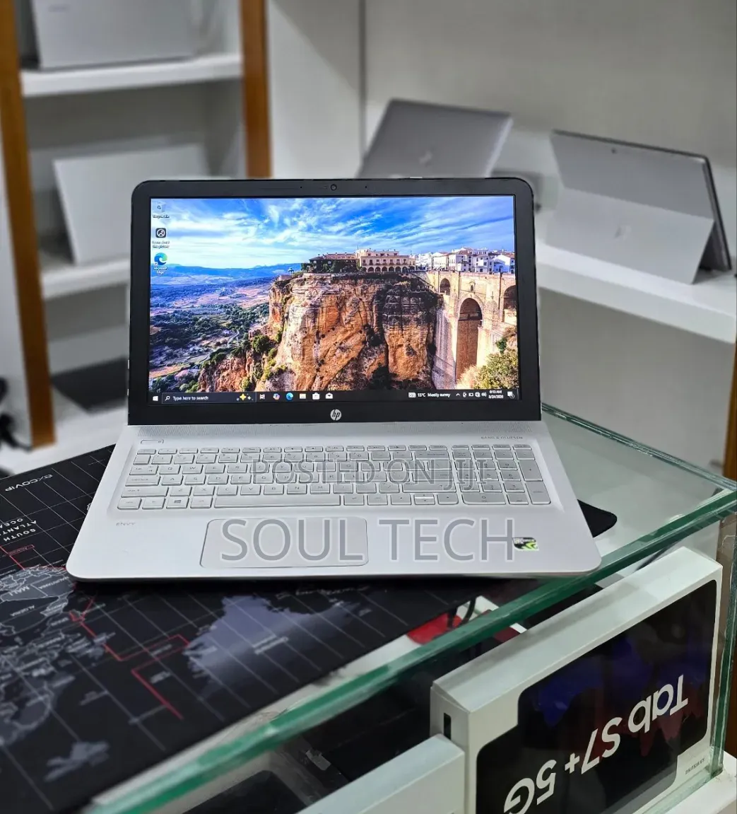 New Laptop HP Envy 15 12GB Intel Core i5 HDD+SSD 1T