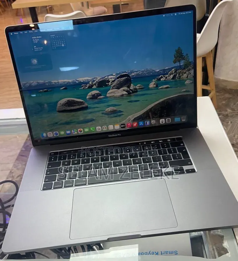 New Laptop Apple MacBook Pro 2019 16GB Intel Core i9 SSD 1T