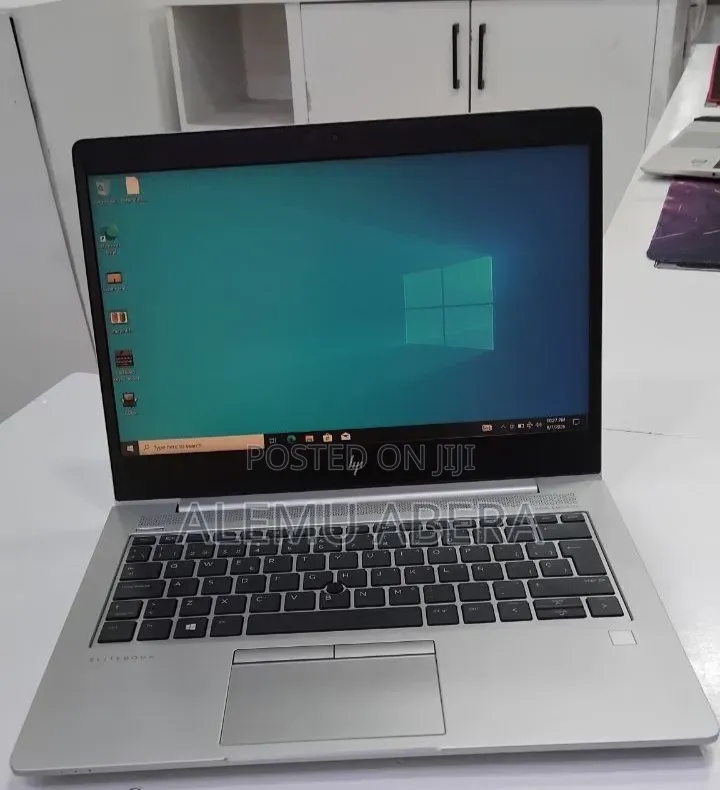New Laptop HP EliteBook 830 G5 8GB Intel Core i5 SSD 512GB