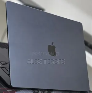 New Laptop Apple MacBook Air 2025 M4 16GB Apple M4 SSD 256GB