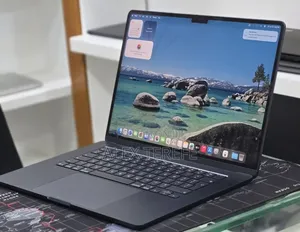 New Laptop Apple MacBook Air 2025 M4 16GB Apple M4 SSD 256GB