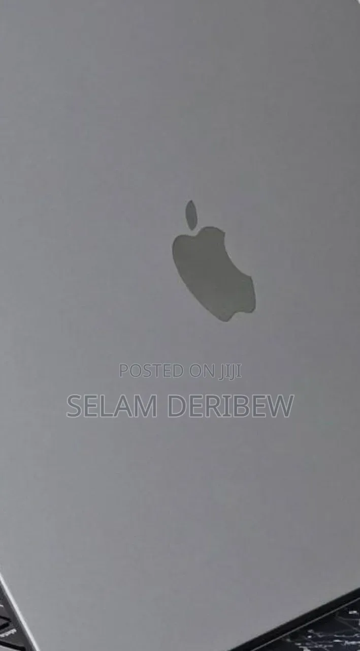 New Laptop Apple MacBook Pro 2023 M2 16GB Apple M2 SSD 512GB