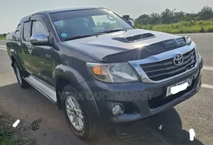 Toyota Hilux 2012 Black