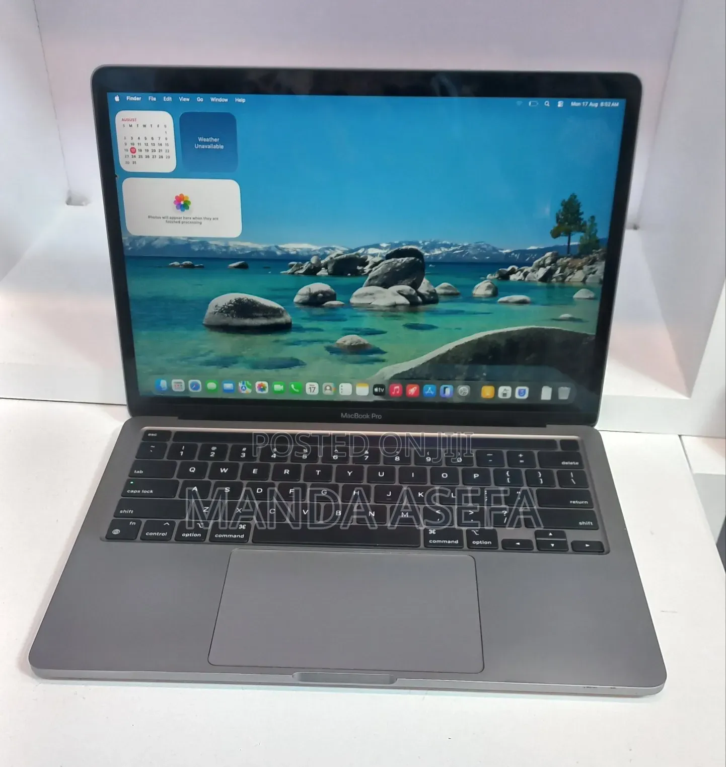 New Laptop Apple MacBook Pro 2020 M1 8GB Apple M1 SSD 256GB