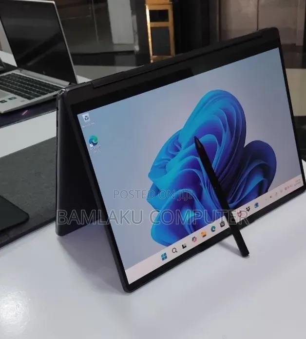 New Laptop Lenovo Yoga 9i 16GB Intel Core i7 SSD 1T