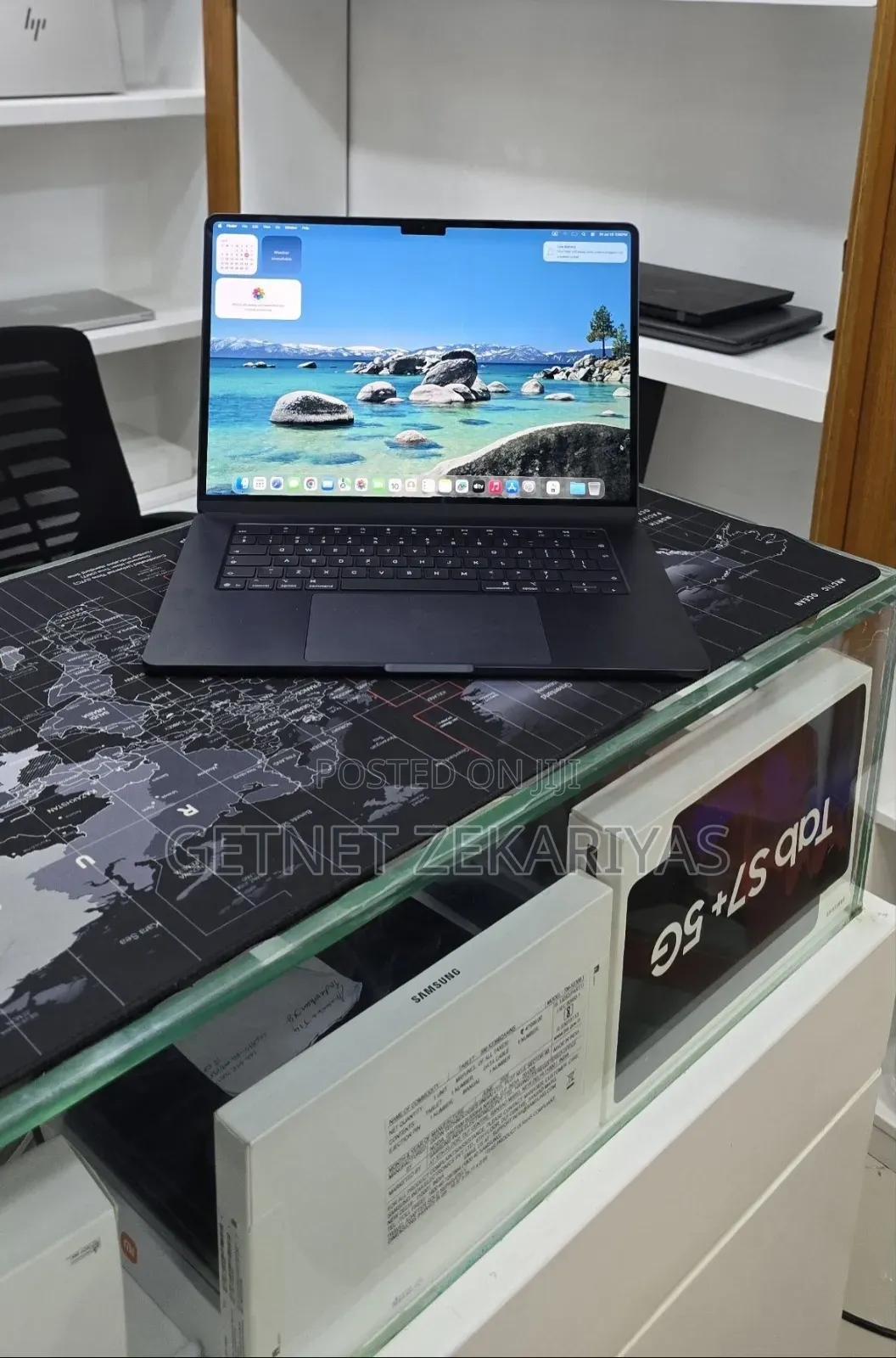 New Laptop Apple MacBook Air 2025 M4 16GB AMD A8 SSD 256GB