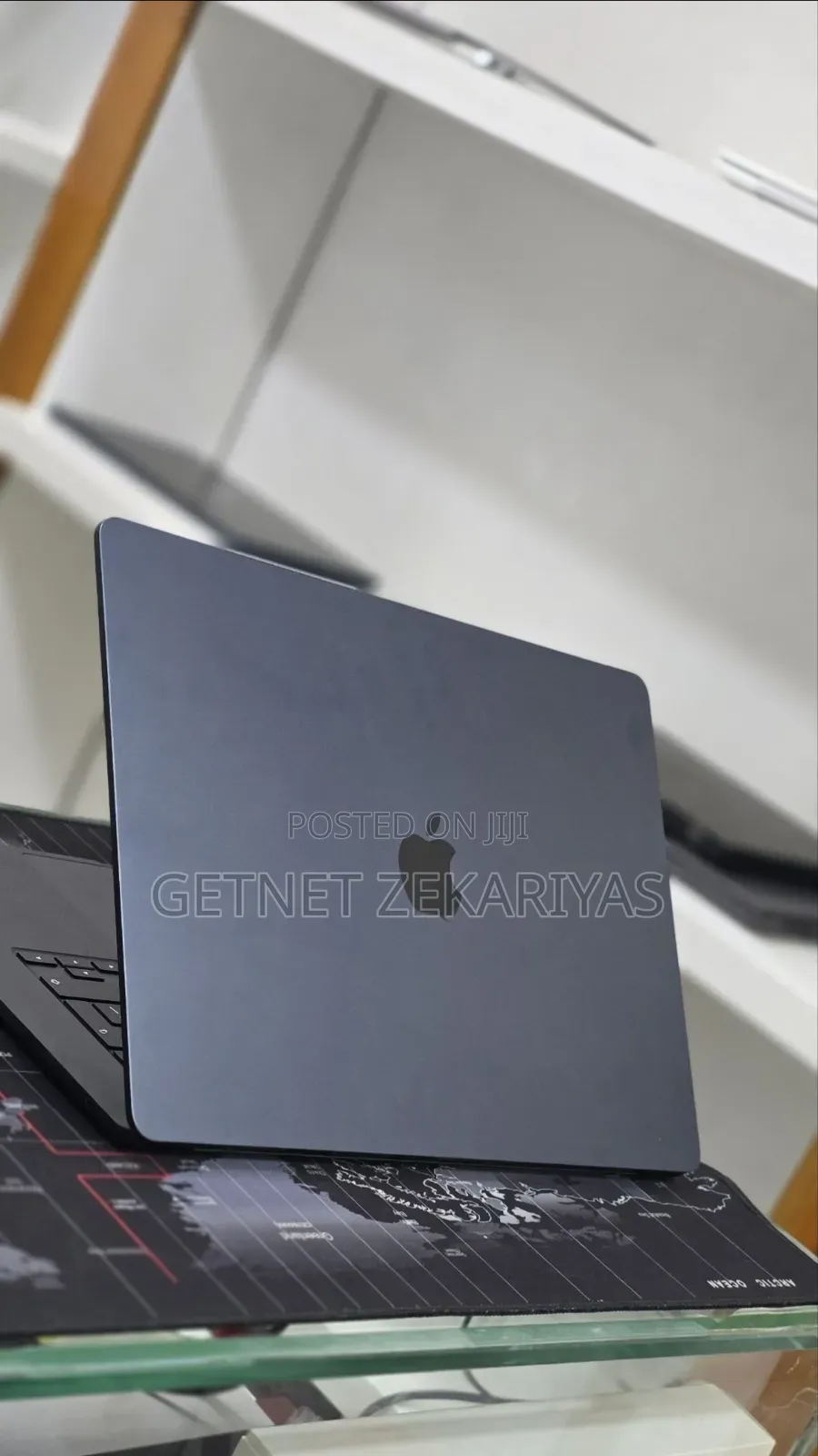 New Laptop Apple MacBook Air 2025 M4 16GB AMD A8 SSD 256GB