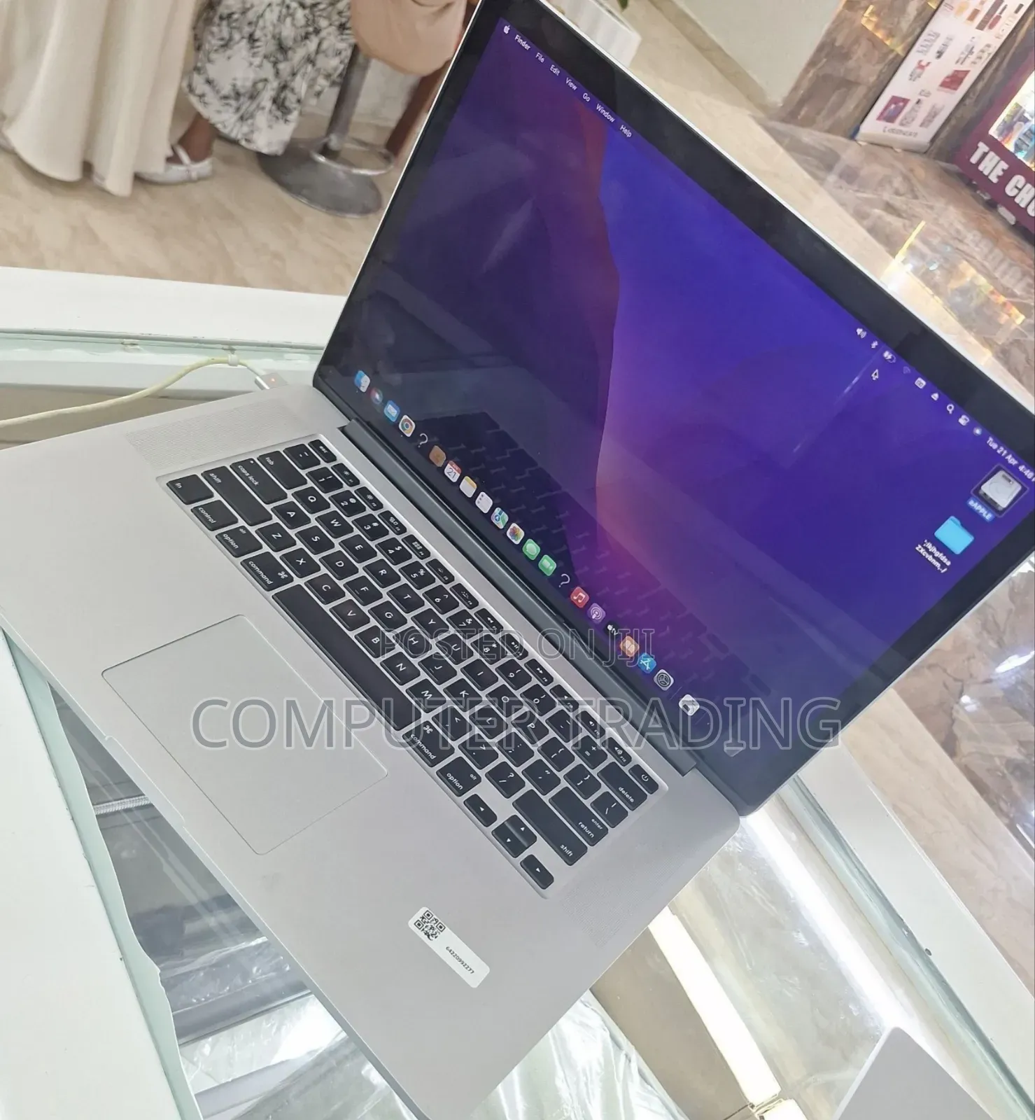 New Laptop Apple MacBook 2015 16GB Intel Core i7 SSD 256GB