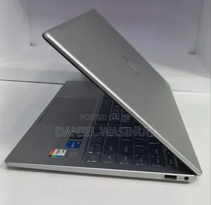 New Laptop HP Stream Notebook 16GB Intel Core i5 SSD 1T