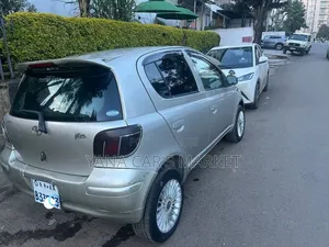 Toyota Vitz 2003 Blue
