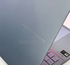 New Laptop Asus 32GB Intel Core Ultra 9 SSD 512GB