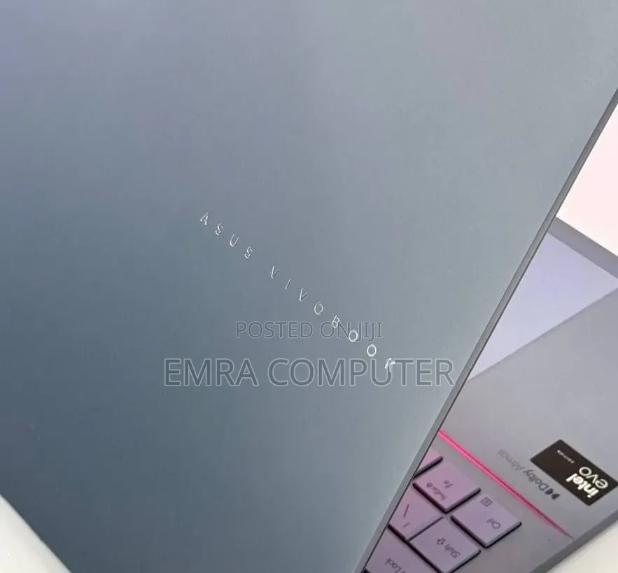 New Laptop Asus 32GB Intel Core Ultra 9 SSD 512GB