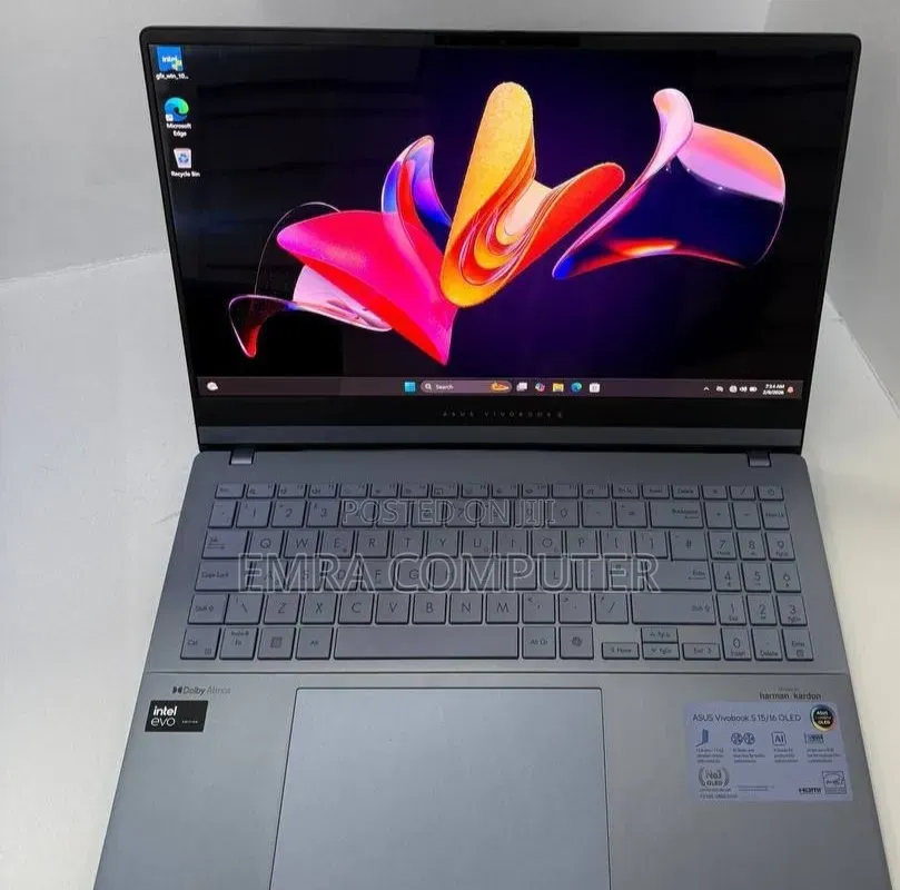 New Laptop Asus 32GB Intel Core Ultra 9 SSD 512GB