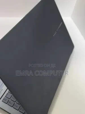 New Laptop Asus 32GB Intel Core Ultra 9 SSD 512GB