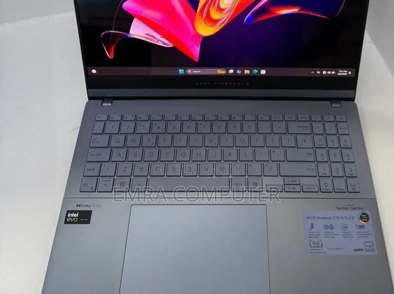 New Laptop Asus 32GB Intel Core Ultra 9 SSD 512GB