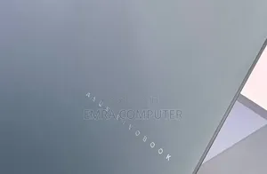 New Laptop Asus 32GB Intel Core Ultra 9 SSD 512GB